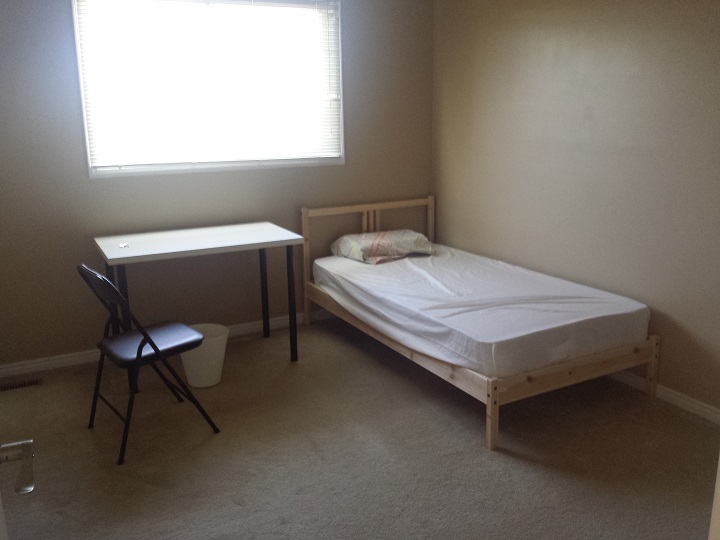 2nd floor bedroom 2.jpg